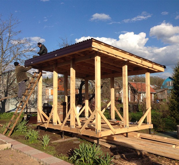 Монтаж винтовых свай под беседку в Кыштыме